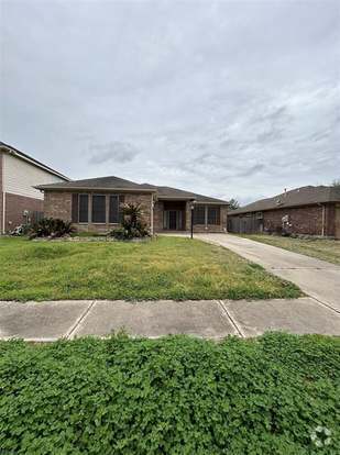 Building Photo - 22511 Birch Point Dr