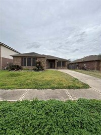 Building Photo - 22511 Birch Point Dr