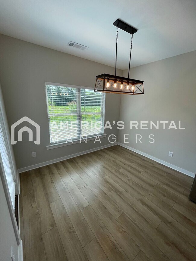 Building Photo - Home for Rent in Jasper, AL!!!  View with 48 Hours Notice!