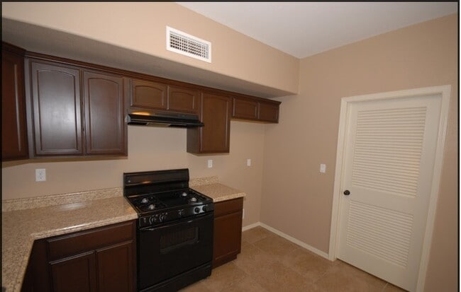Building Photo - 14302 Pancho Gonzalez Ct