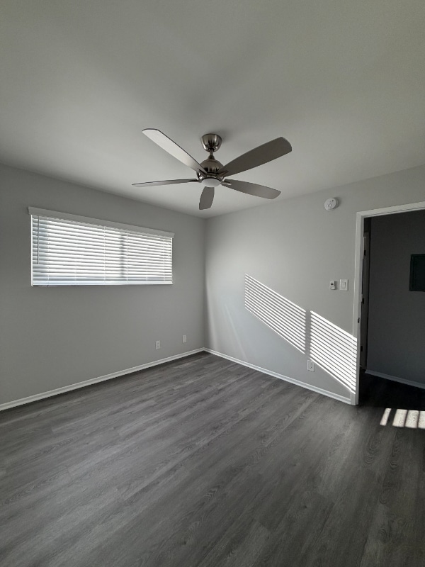 Building Photo - 5720-5730 Yolanda Ave