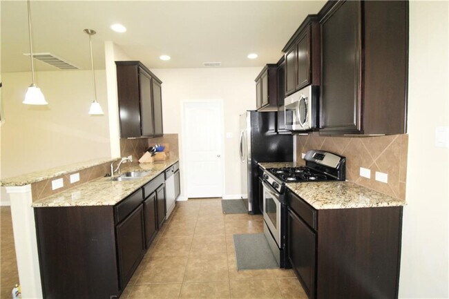 Building Photo - 8532 Inca Dove Drive