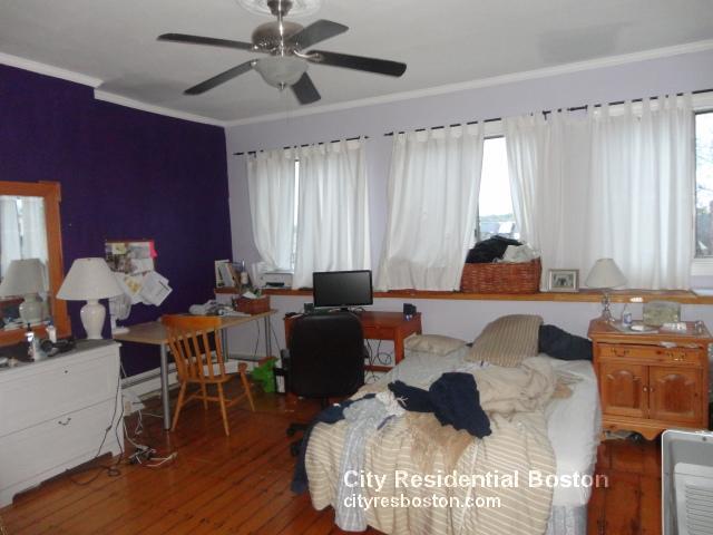Building Photo - 521 Massachusetts Ave