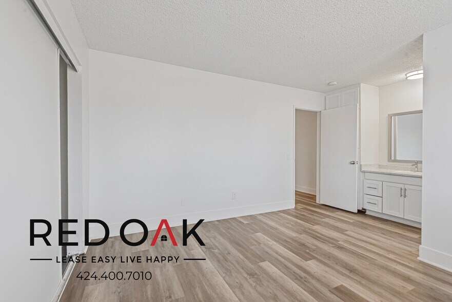 Building Photo - 13325 Heacock St