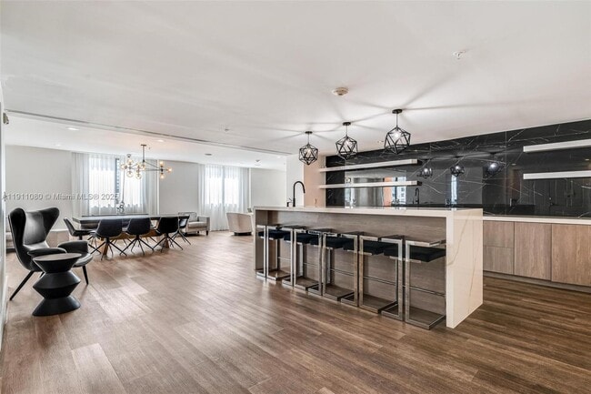 Building Photo - 100 N Federal Hwy