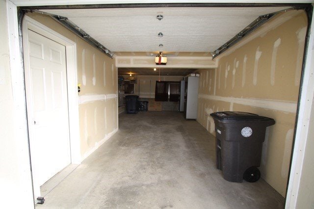 Building Photo - 2 Bedroom Condo near Downtown!