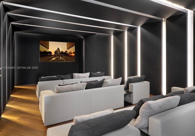 Building Photo - 10201 Collins Ave