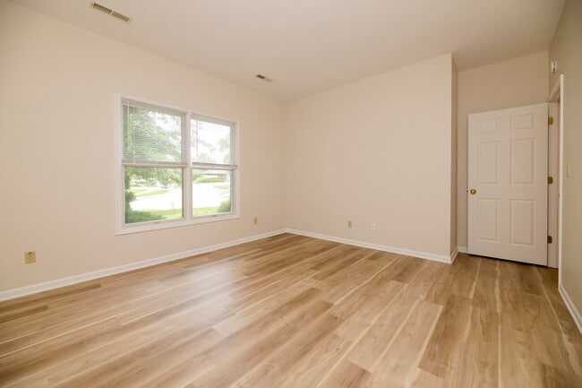 Building Photo - 3617 Augusta Dr
