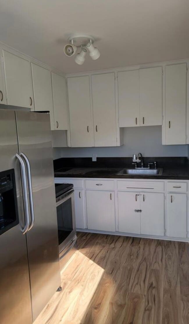 Building Photo - 5514 11th Ave S