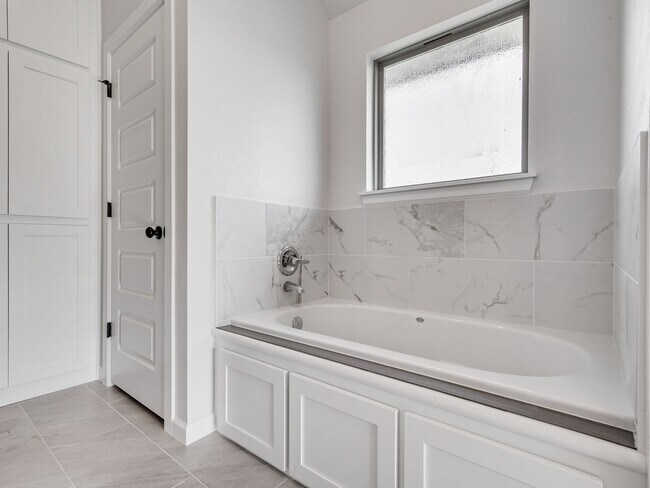 Building Photo - $ 500 OFF FIRST MOTHS RENT!! Brand New Home For Lease Washington OK