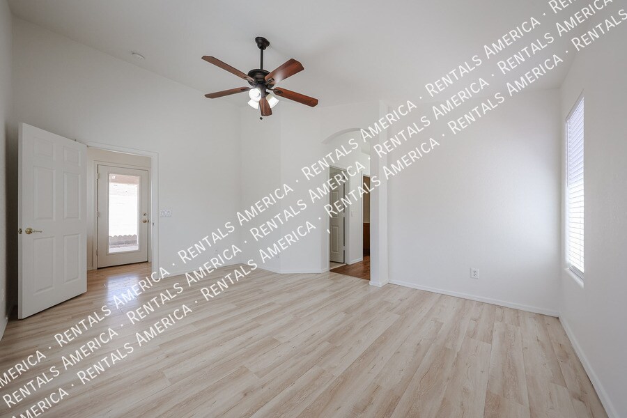 Building Photo - 17463 W Rock Wren Ct