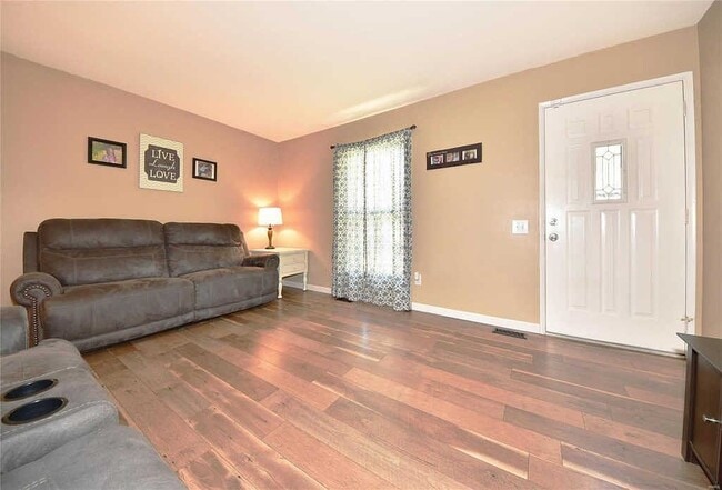 Building Photo - 3049 Orton St