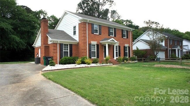 Building Photo - 10000 Ridgemore Dr
