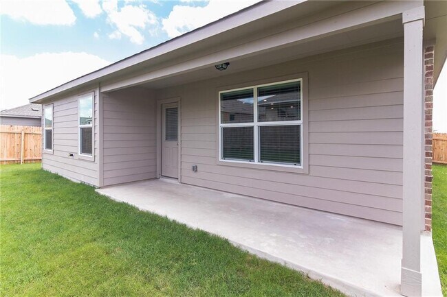 Building Photo - 21312 Quick Fox Dr