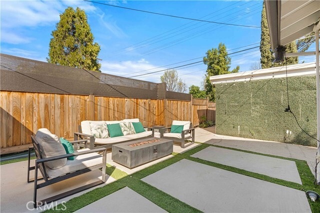 Building Photo - 6512 Coldwater Canyon Ave