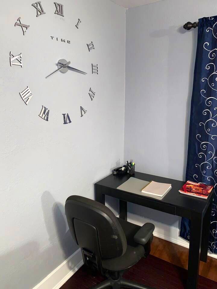 Building Photo - 1130 E Garfield St