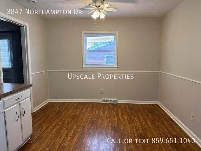 Building Photo - 3847 Northampton Dr