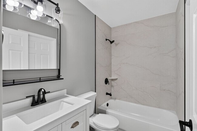 Building Photo - Italian Estates Property Management