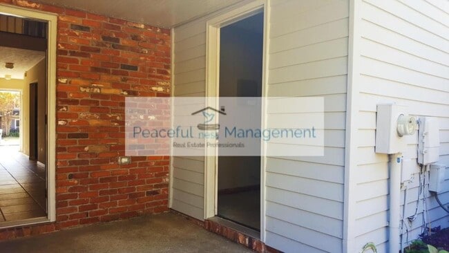 Building Photo - 6339 Olde Towne Dr