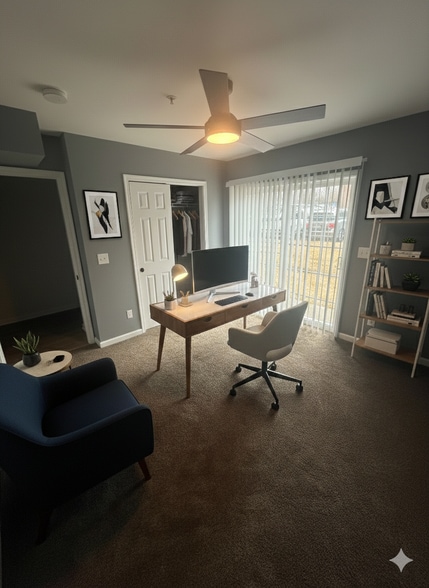 Building Photo - 550 Riverside Dr