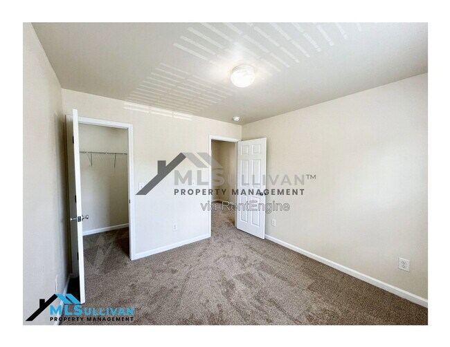 Building Photo - 5403 Danube Ln