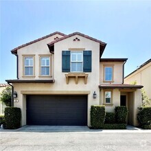 Building Photo - 162 Desert Bloom