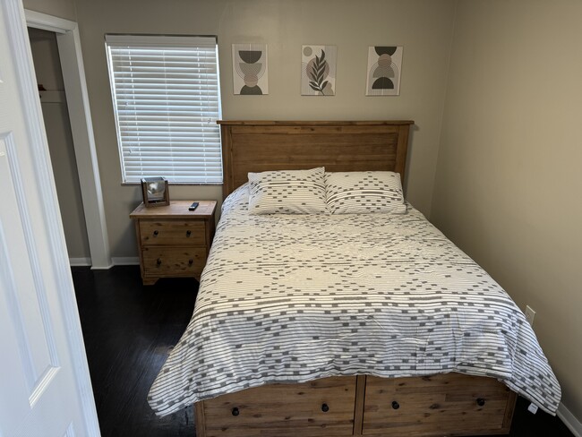 Building Photo - 22660 Lorain Rd