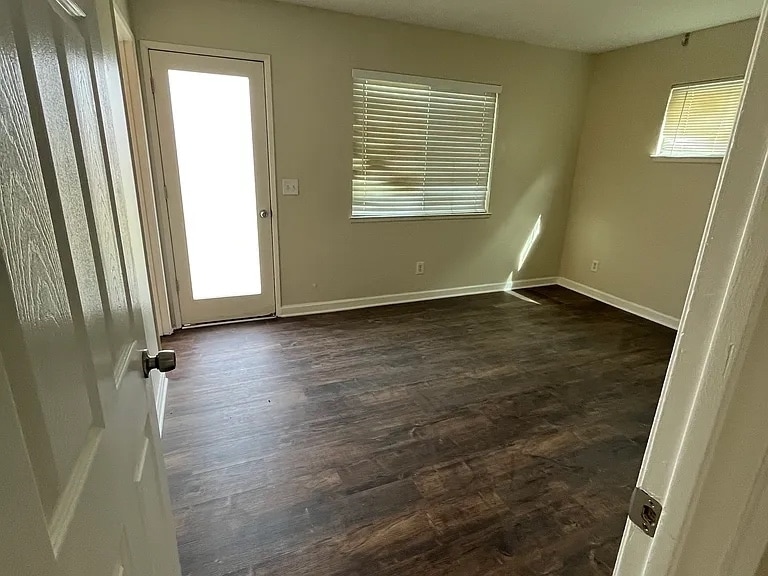 Building Photo - 37242 Sabal Ave