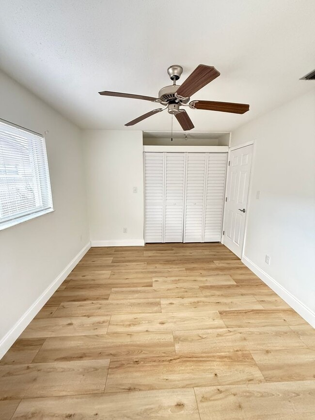 Building Photo - Beautifully Renovated 4-Bedroom Home with Large Backyard & 2-Car Garage