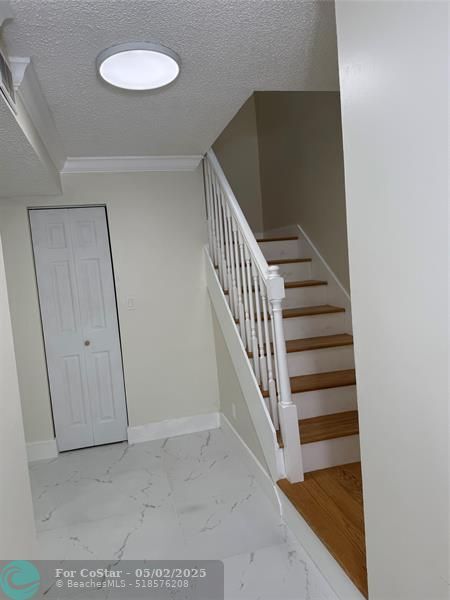 Building Photo - 3336 Quail Close