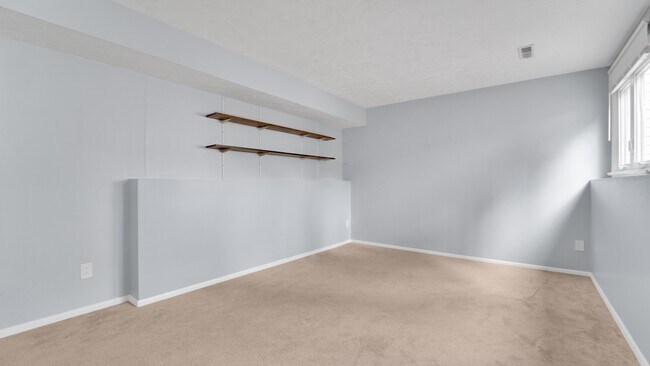 Building Photo - 37 Blue Ridge Rd