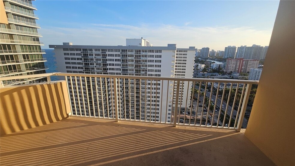 Building Photo - 1980 S Ocean Dr