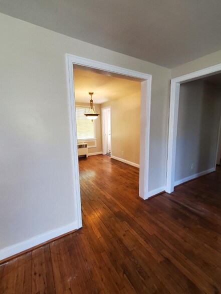 Building Photo - 4922 Chamberlayne Ave