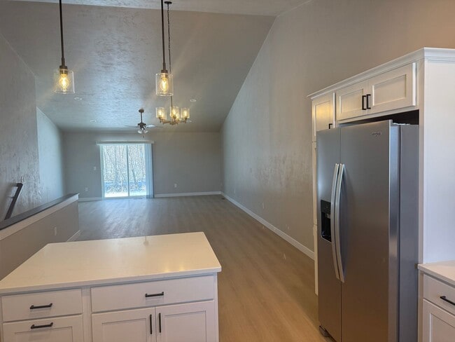 Building Photo - 8397 St Norbert Dr