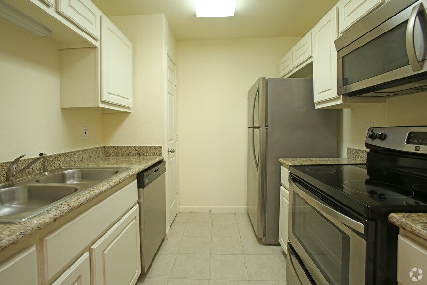 Vintage Apartments Houston Tx Apartment Finder 2 Br 1 Ba Kitchen Vintage Apartments