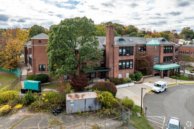 Building Photo - Broad River Homes