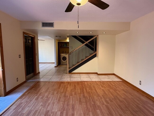 Building Photo - 4043 Palm Bay Cir