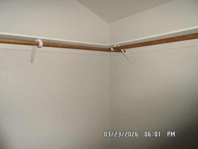 Building Photo - 0160