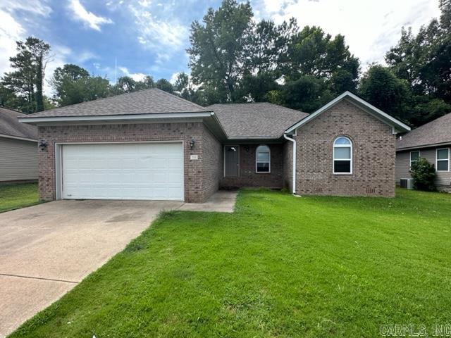 Primary Photo - 586 Wisteria Dr