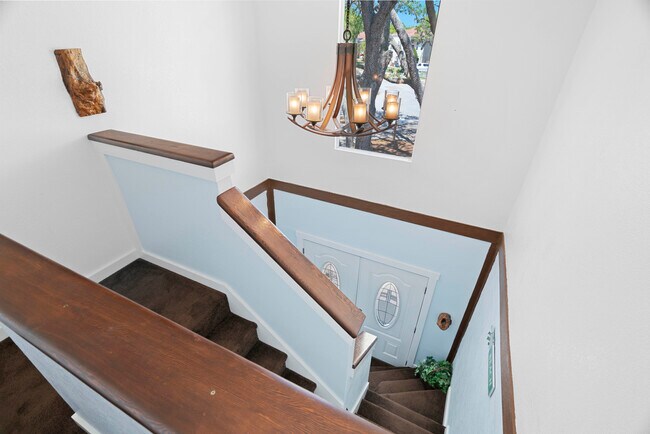 Shared Entryway for both townhouses - 1820 Rumar Ln