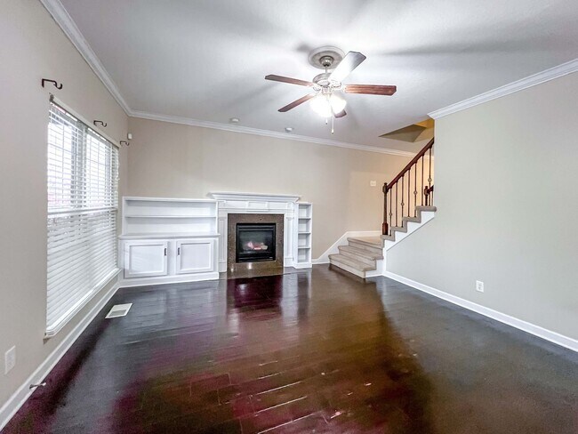 Building Photo - Beautiful 4-Bedroom Home in Hardin Valley with Modern Amenities & Spacious Living