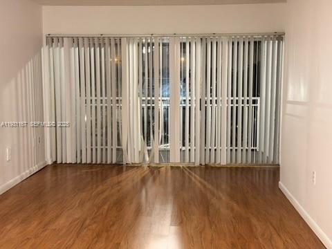 Building Photo - 9359 Fontainebleau Blvd