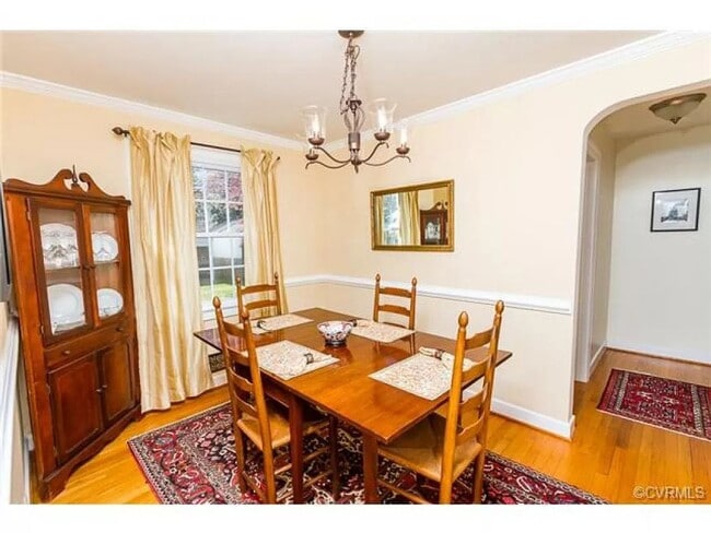 Building Photo - 3 BR / 2 BA Sunny renovated Cape Cod within walking distance to Bryan Park