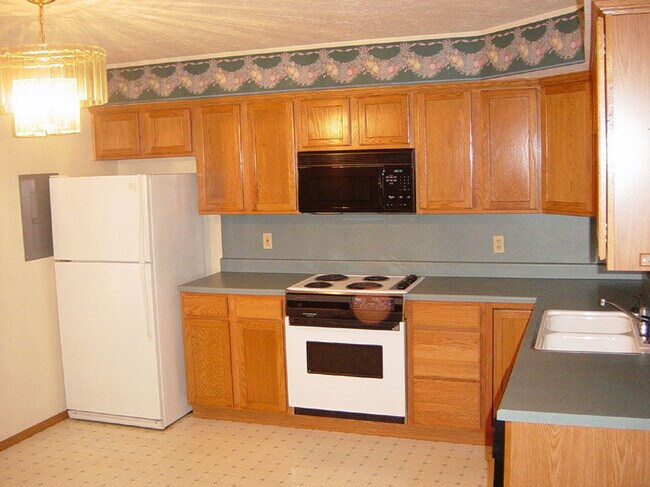 Building Photo - 2719 W Mt Vernon St