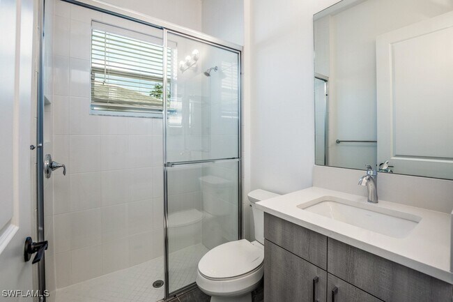 Building Photo - 11417 Jacaranda Dr