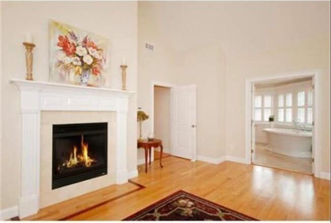 Building Photo - 160 Grant St