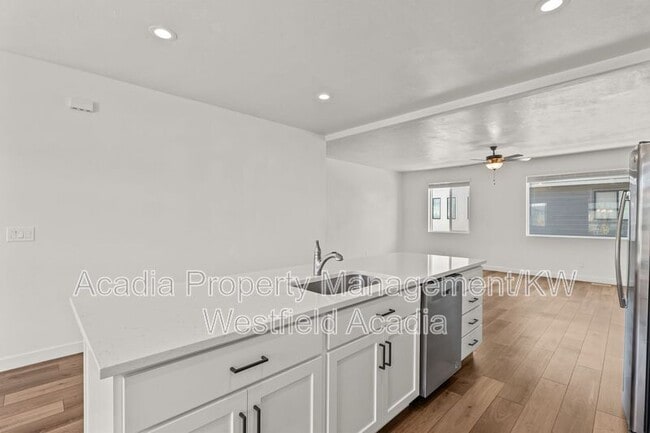 Building Photo - 419 Wood Stream Rd