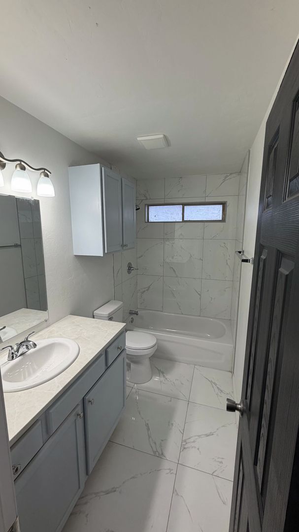 Building Photo - FOR SALE $230,000.00