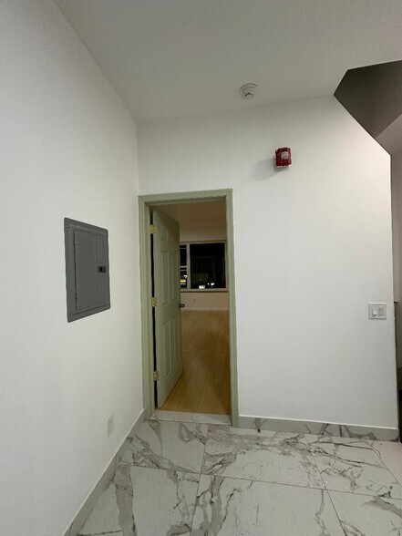 Entry to room 1 - 61 Passaic St