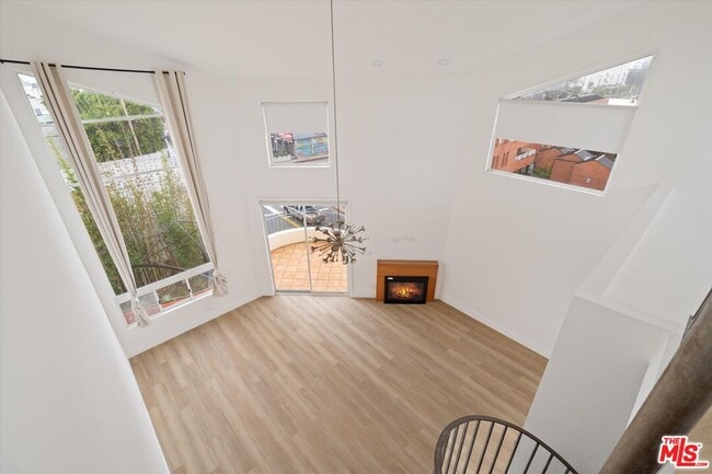 Building Photo - 235 Main St